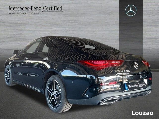 Usado Mercedes CLA250e AMG line 224 CV (164 kW) 2024 Negro Berlina
