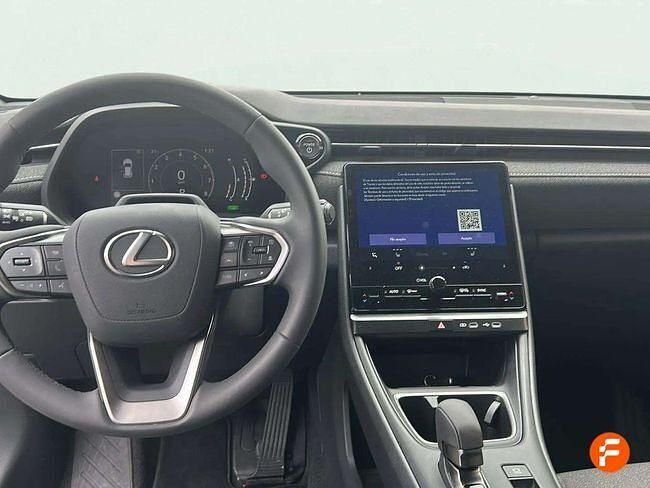 Usado Lexus LBX 136 CV (100 kW) 2025 Gris SUV