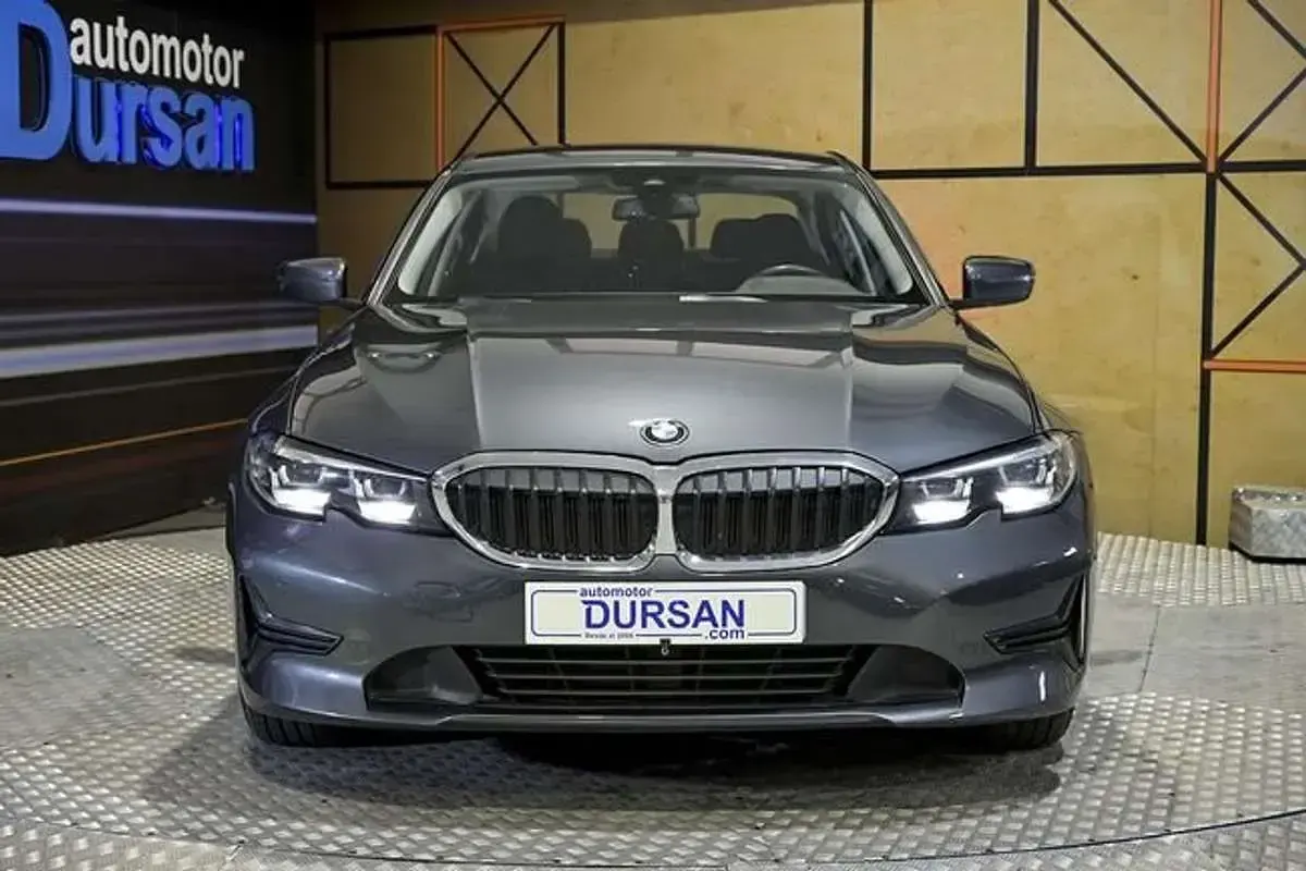 Usado BMW 320 Comfort Edition 192 CV (141 kW) 2021 Gris Berlina