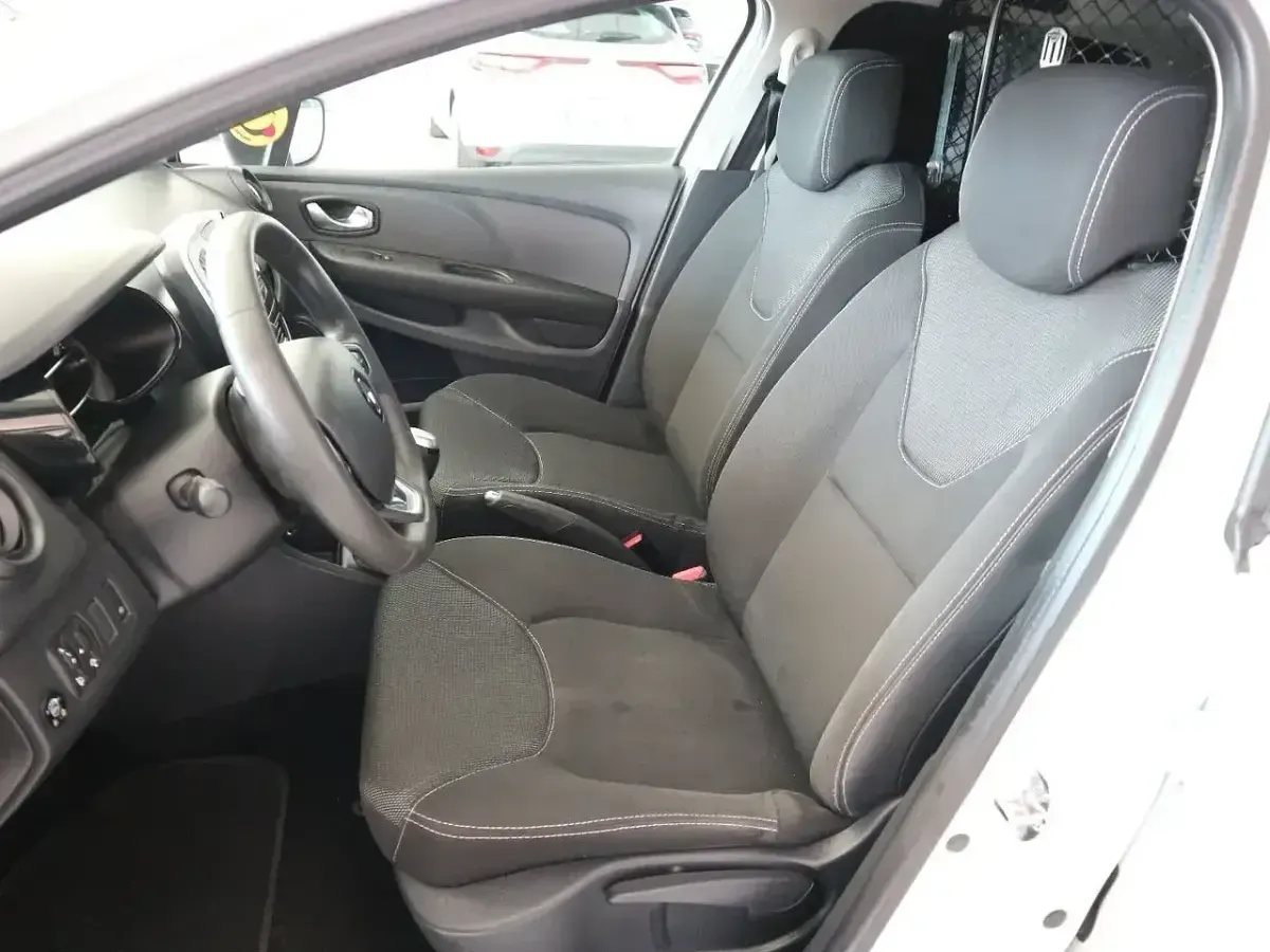 Usado Renault Clio 90 CV (66 kW) 2019 Blanco
