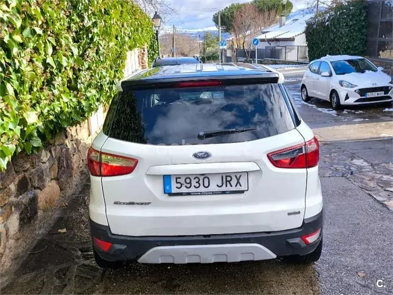 Usado Ford Ecosport Titanium S 140 CV (102 kW) 2016 Blanco SUV