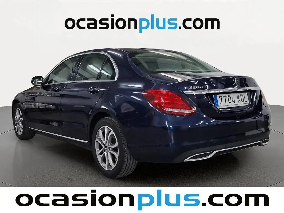 Usado Mercedes C220 170 CV (125 kW) 2017 Azul Berlina