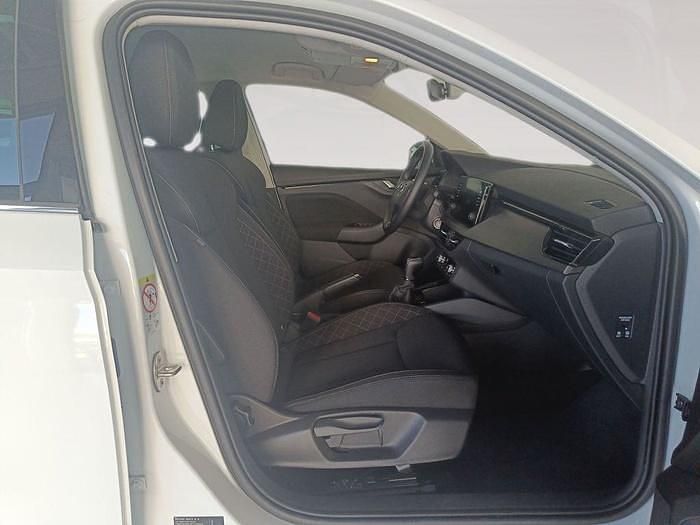 Usado Skoda Scala Ambition 110 CV (80 kW) 2024 Blanco Utilitario