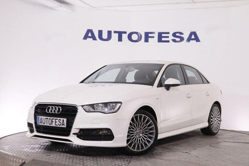 Usado Audi A3 125 CV (91 kW) 2015 Blanco Berlina