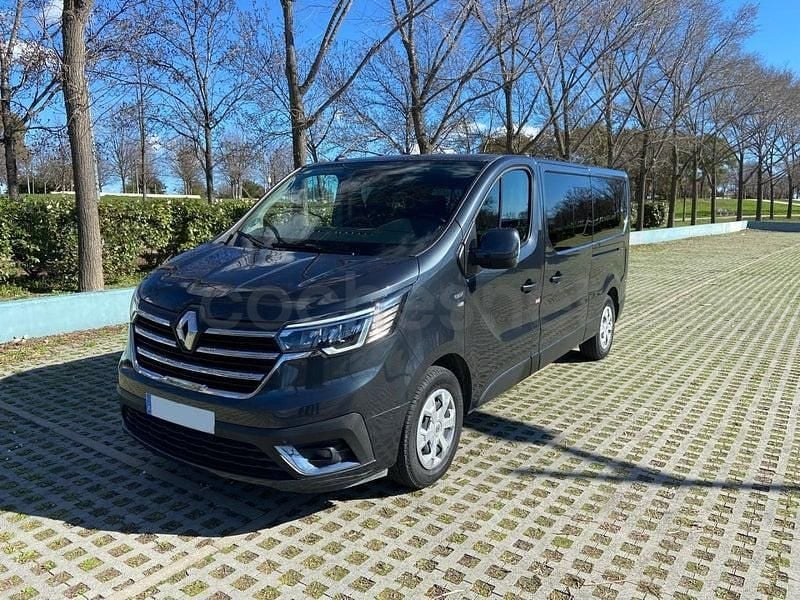 Usado Renault Trafic Equilibre 150 CV (110 kW) 2022 Gris / plata Monovolumen