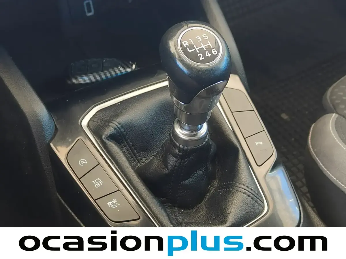 Usado Ford Focus Trend+ 120 CV (88 kW) 2018 Blanco Berlina