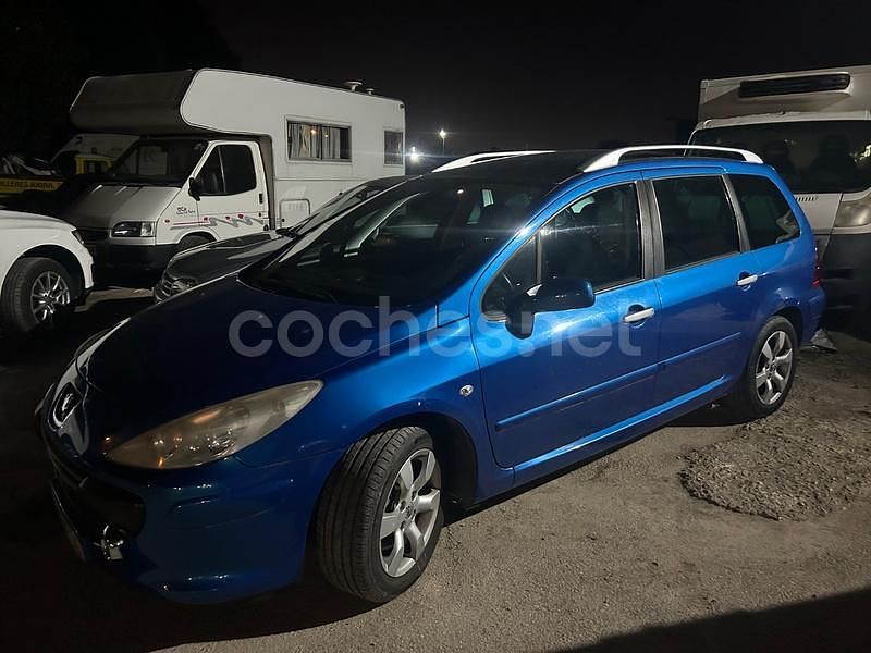 Azul Usado 2007 Peugeot 307 Familiar | 2990 € (Precio justo) - Imagen 1/3