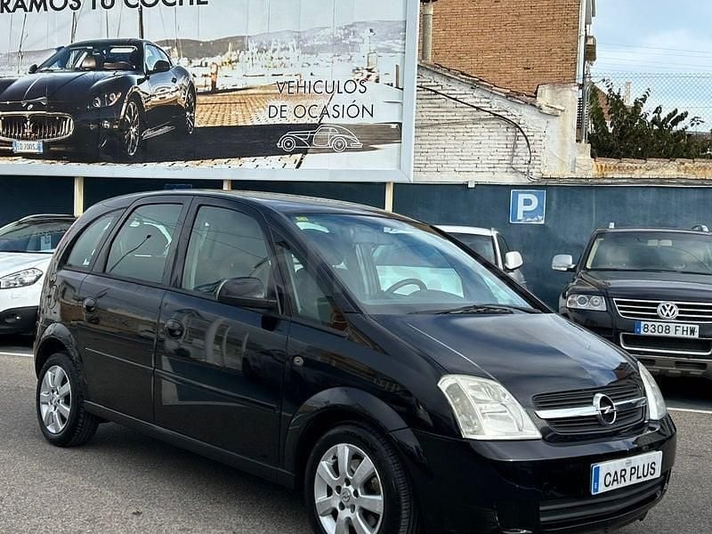 Usado Opel Meriva Cosmo 100 CV (73 kW) 2006 Negro Monovolumen