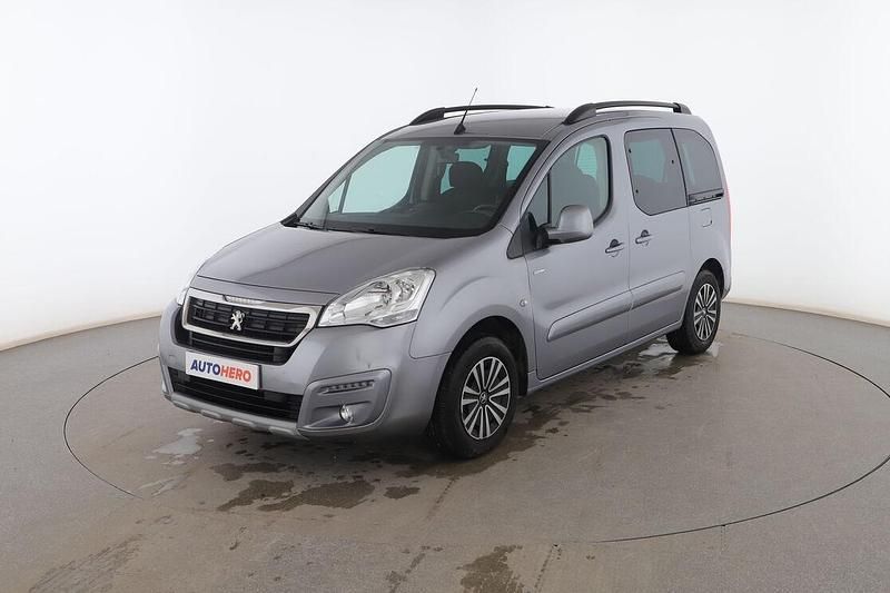 Gris Usado 2017 Peugeot TePee Style Monovolumen | 12.199 € - Imagen 1/3