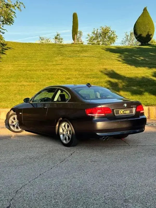 Usado BMW 330 M Sport 231 CV (169 kW) 2007 Gris Coupe