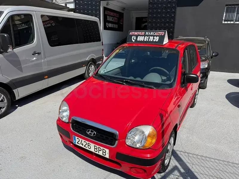 Usado Hyundai Atos GLS 59 CV (43 kW) 2002 Rojo Utilitario