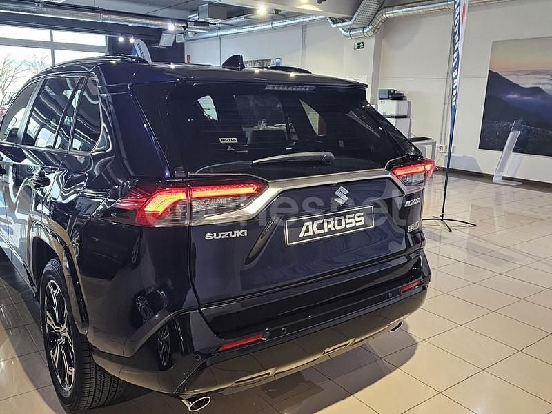 Usado Suzuki Across 306 CV (225 kW) 2024 Azul SUV