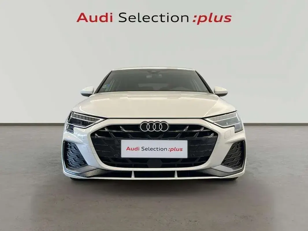 Usado Audi A3 Sportback S-Line 150 CV (110 kW) 2025 Blanco Utilitario