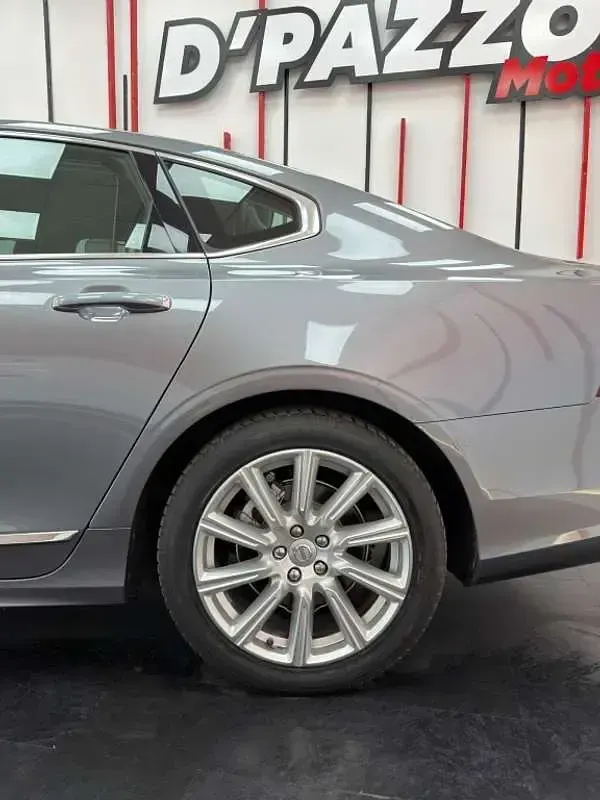 Usado Volvo S90 Inscription 190 CV (139 kW) 2020 Gris Berlina