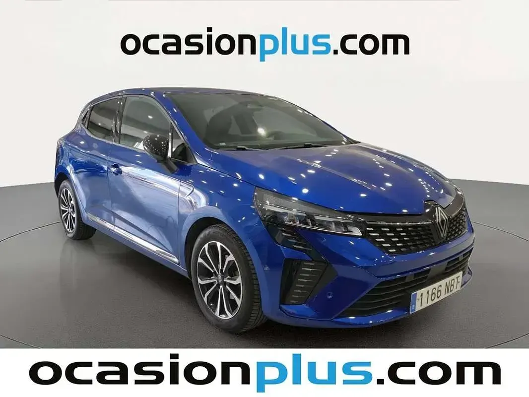 Usado Renault Clio Techno 101 CV (74 kW) 2025 Azul Utilitario