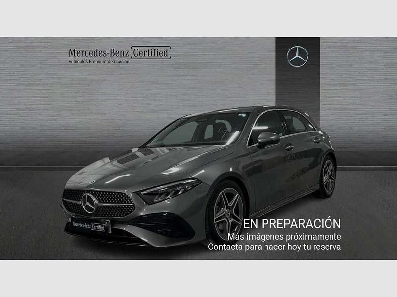 Usado 2025 Mercedes A180 Berlina | 30.490 € (Buen precio) - Imagen 1/4
