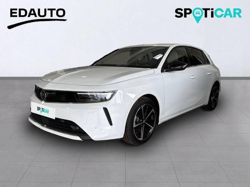 Blanco Nuevo 2024 Opel Astra Berlina | 28.400 € (Precio justo) - Imagen 1/3