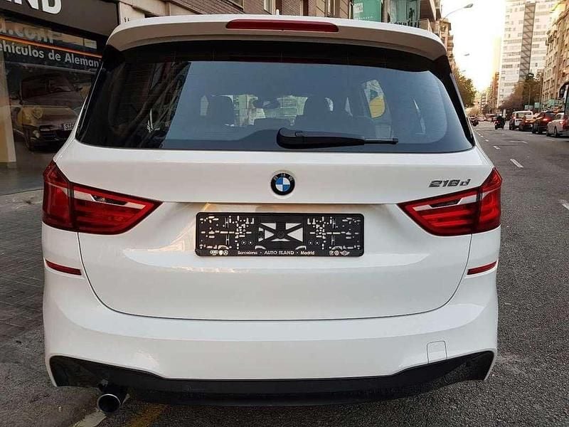 Usado BMW 218 Gran Tourer Sport Line 150 CV (110 kW) 2017 Blanco Monovolumen
