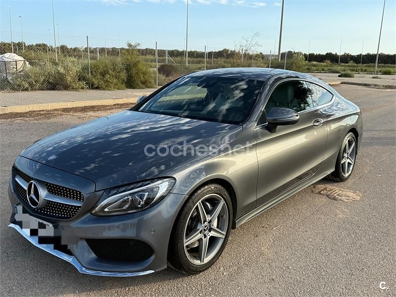 Usado Mercedes C220 170 CV (125 kW) 2017 Gris / plata Coupe