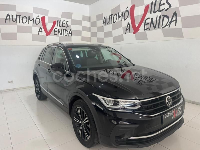 Negro Usado 2021 VW Tiguan Life SUV | 28.500 € (Buen precio) - Imagen 1/4