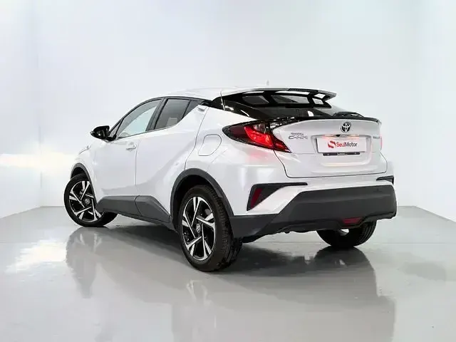 Usado Toyota C-HR Advance 122 CV (89 kW) 2022 Blanco SUV