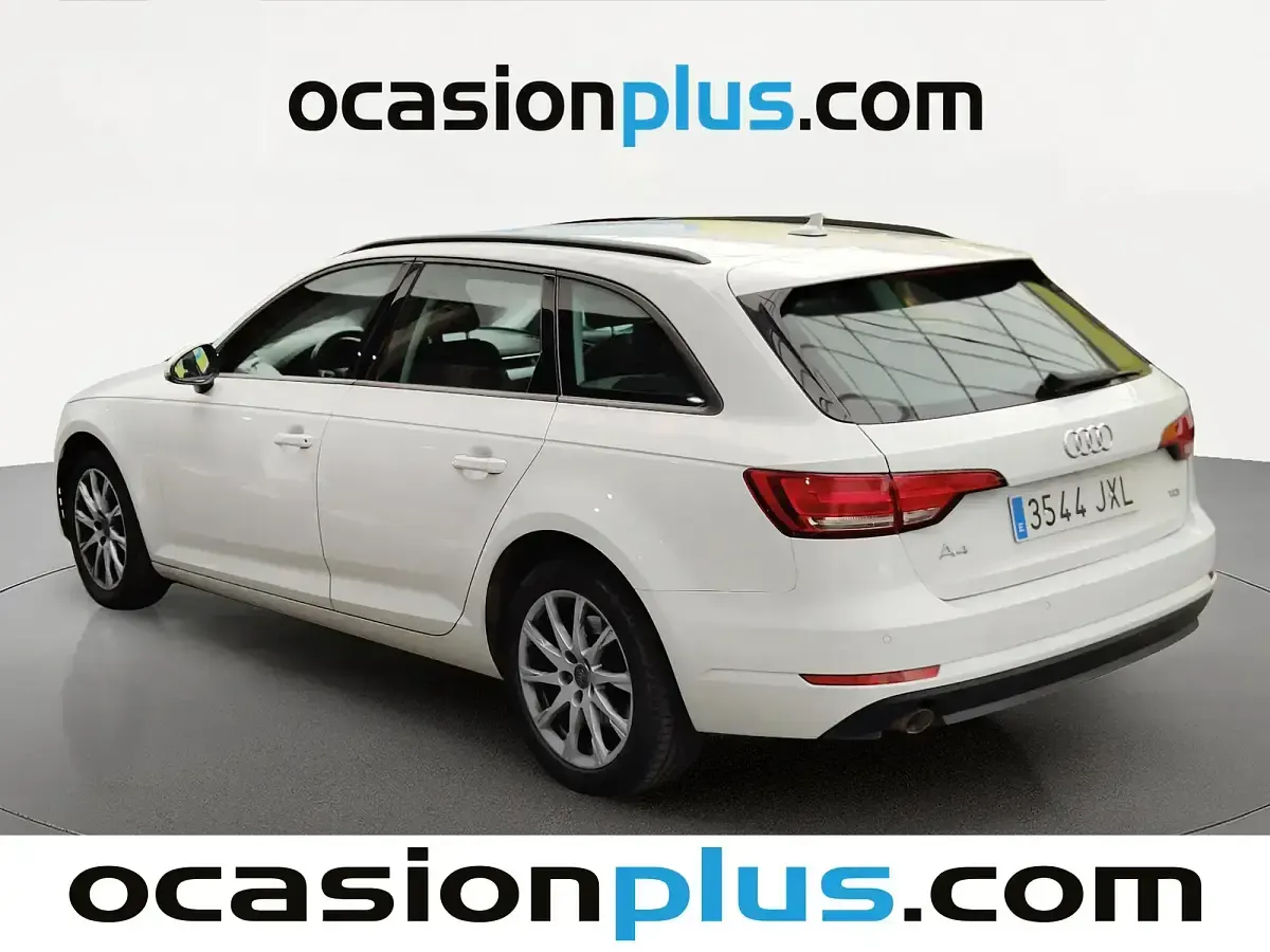 Usado Audi A4 Advanced 150 CV (110 kW) 2017 Blanco Familiar