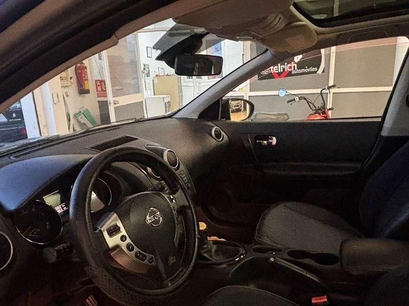 Usado Nissan Qashqai 110 CV (80 kW) 2013 Gris SUV