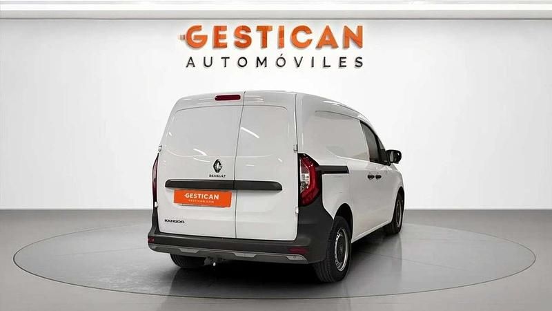 Usado Renault Kangoo 75 CV (55 kW) 2022 Blanco Monovolumen