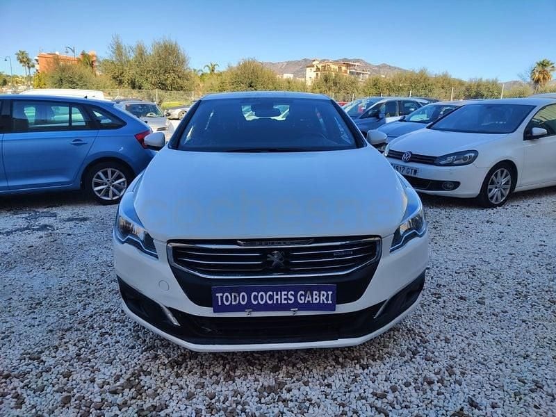 Usado Peugeot 508 Access 120 CV (88 kW) 2015 Blanco Berlina