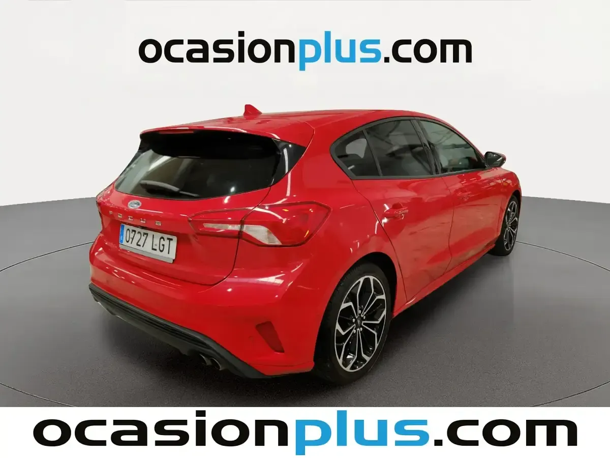 Usado Ford Focus ST-Line 120 CV (88 kW) 2020 Rojo Berlina