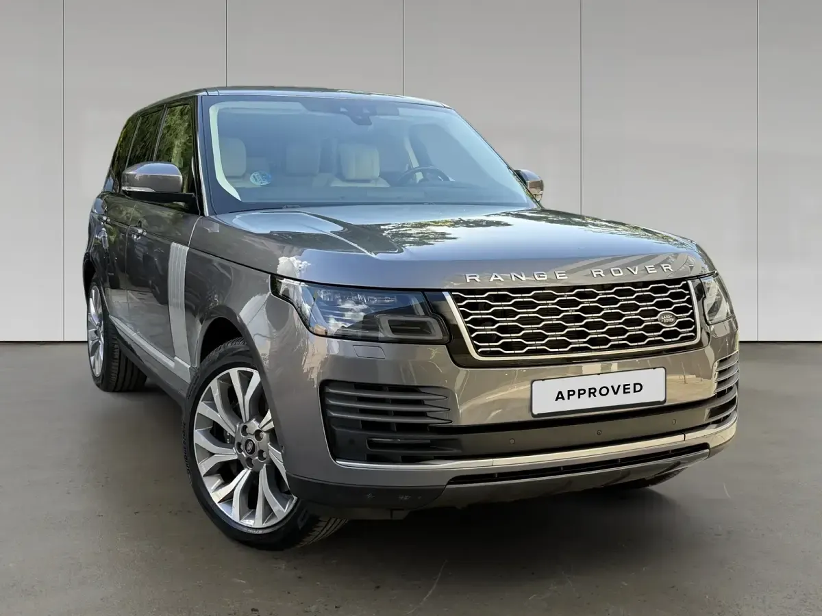 Usado Land Rover Range Rover Vogue 351 CV (258 kW) 2021 Eiger grey SUV