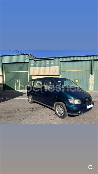 Usado Mercedes V230 98 CV (72 kW) 1997 Verde Monovolumen