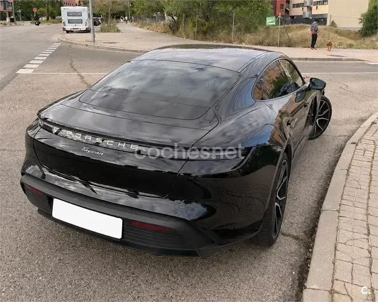 Usado Porsche Taycan 22 kW (30 CV) 2024 Eléctrico Berlina