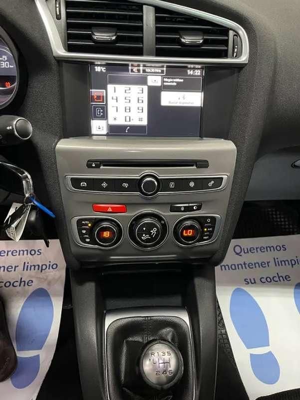 Usado Citroën C4 Feel 99 CV (72 kW) 2018 Gris Utilitario