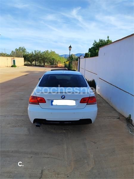 Usado BMW 320 177 CV (130 kW) 2008 Blanco Coupe