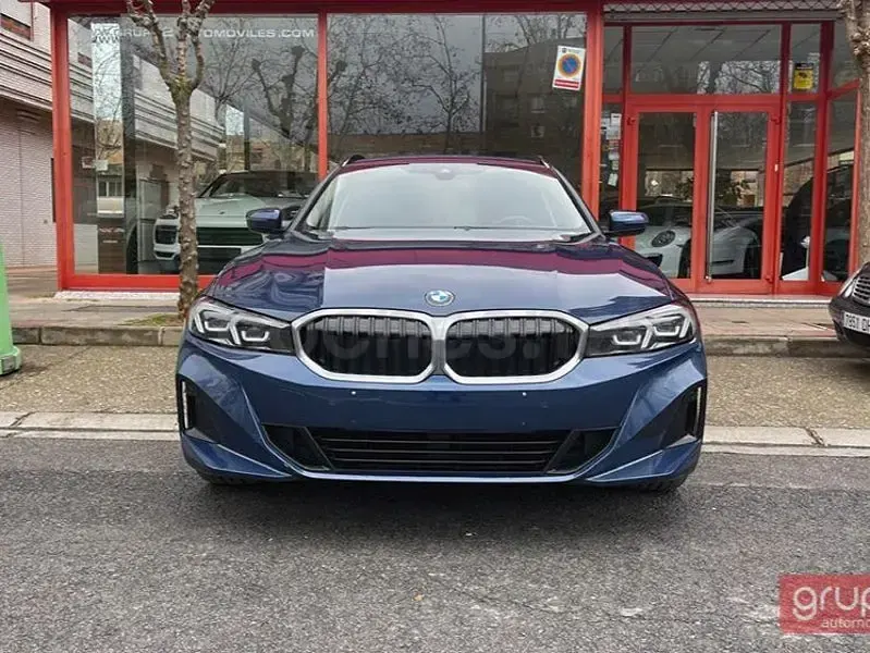 Usado BMW 320 Shadowline 190 CV (139 kW) 2022 Azul Familiar
