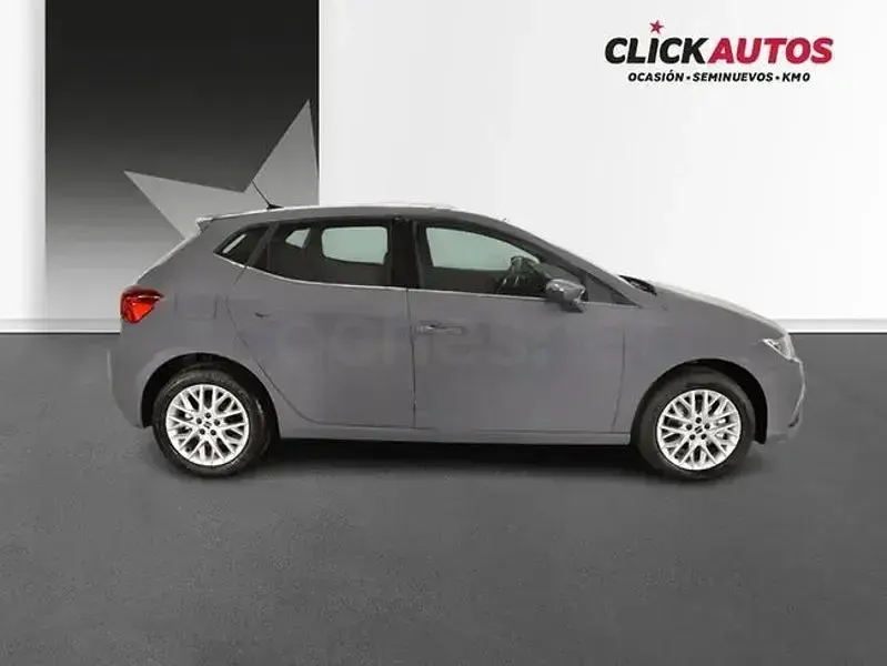 Usado Seat Ibiza XCELLENCE 115 CV (84 kW) 2025 Gris / plata Utilitario