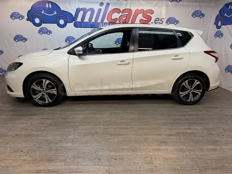 Usado Nissan Pulsar Tekna 110 CV (80 kW) 2015 Blanco Utilitario