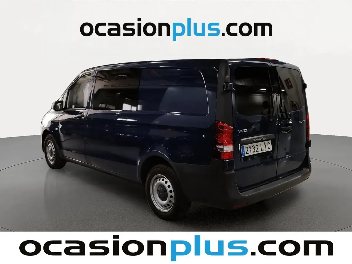 Usado Mercedes Vito 102 CV (75 kW) 2022 Azul Van