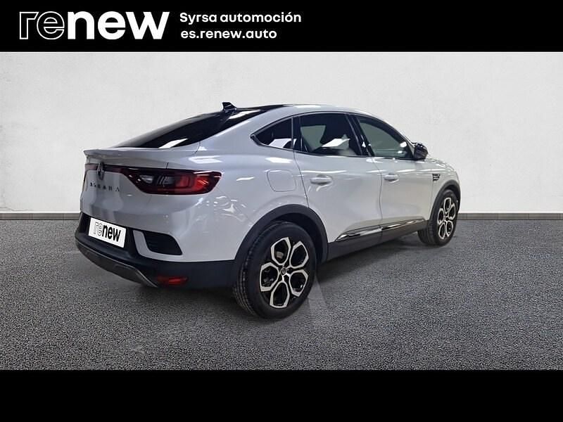 Usado Renault Arkana Zen 140 CV (102 kW) 2021 Blanco SUV