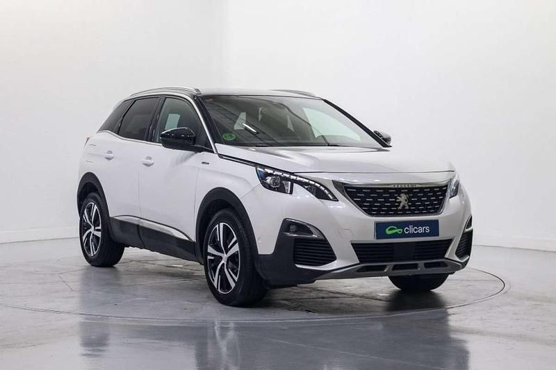 Usado Peugeot 3008 GT-line 131 CV (96 kW) 2019 Blanco SUV