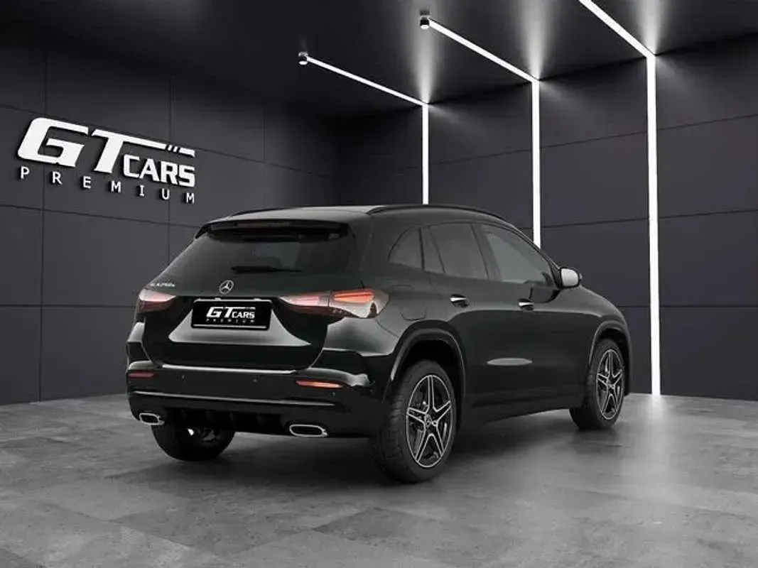 Usado Mercedes GLA250 AMG 218 CV (160 kW) 2024 Negro SUV