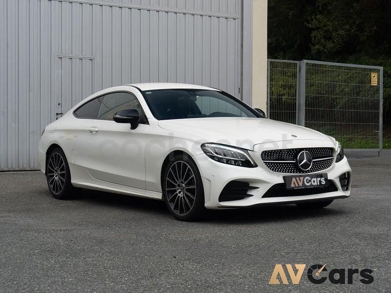 Usado Mercedes C220 194 CV (142 kW) 2021 Blanco Coupe