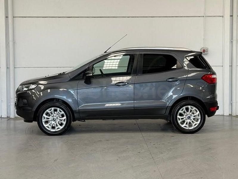 Usado Ford Ecosport Trend 100 CV (73 kW) 2018 Gris / plata SUV