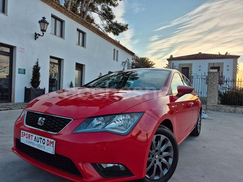 Usado Seat Leon I-Tech 105 CV (77 kW) 2015 Rojo Berlina