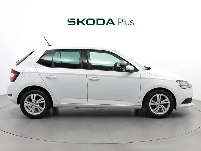 Usado Skoda Fabia Ambition 60 CV (44 kW) 2020 Blanco Utilitario
