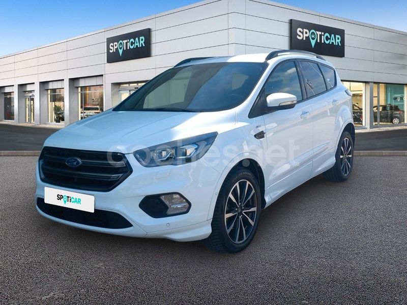 Blanco Usado 2017 Ford Kuga ST-Line SUV | 16.800 € (Caro) - Imagen 1/4