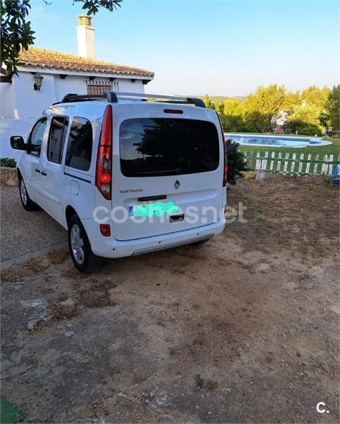 Blanco Usado 2011 Renault Kangoo Dynamique Monovolumen | 9300 € (Un poco caro) - Imagen 1/4