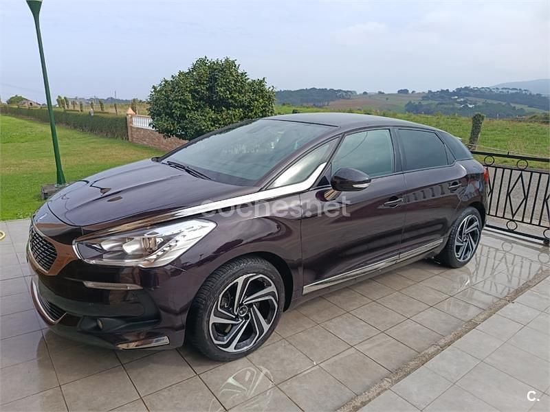 Violeta / lila Usado 2017 DS Automobiles DS5 Style Utilitario | 10.000 € (Super precio) - Imagen 1/4