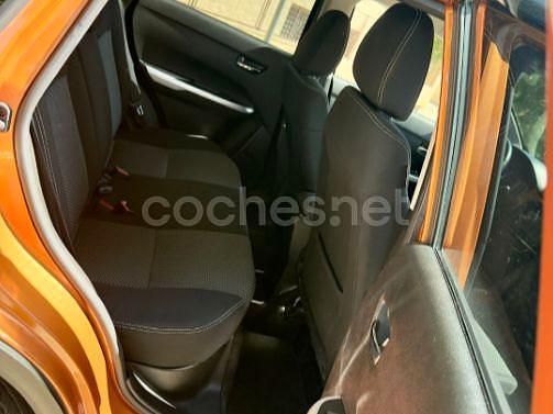 Usado Suzuki Vitara 120 CV (88 kW) 2016 Naranja SUV